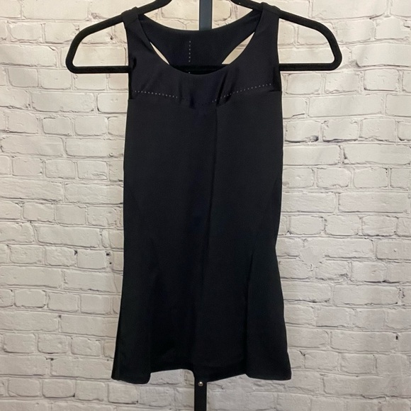 Fabletics Black Razor Back Tank Top - Picture 1 of 3